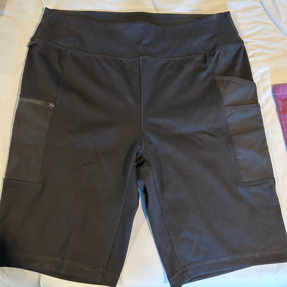 Carhartt utility shorts